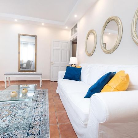 Old Town Gem - Elegant Guilford Apartment Corfu  Екстер'єр фото