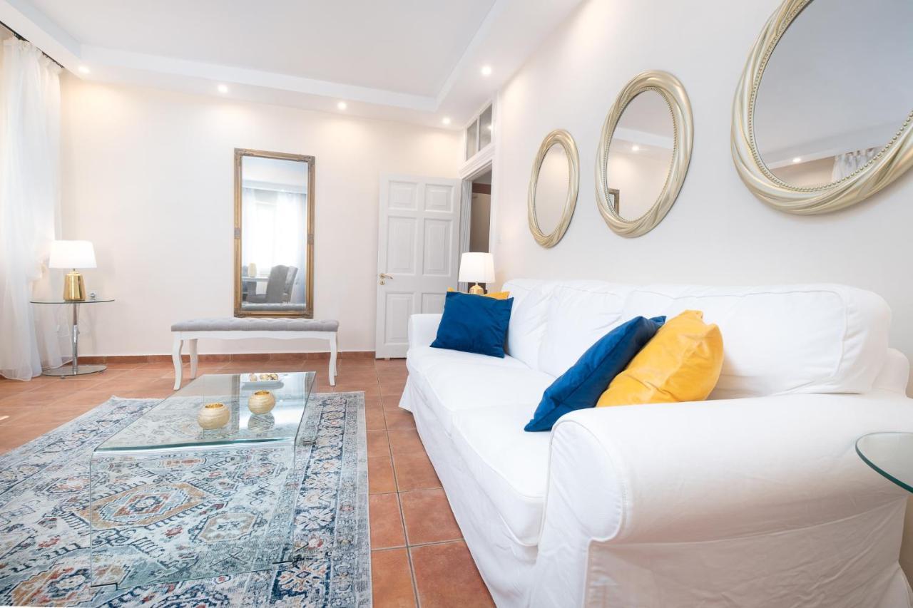 Old Town Gem - Elegant Guilford Apartment Corfu  Екстер'єр фото